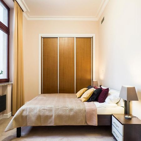 Majestic Residence -150M2 With Iconic Market Square View As Home Apartamenty R506 ヴロツワフ エクステリア 写真